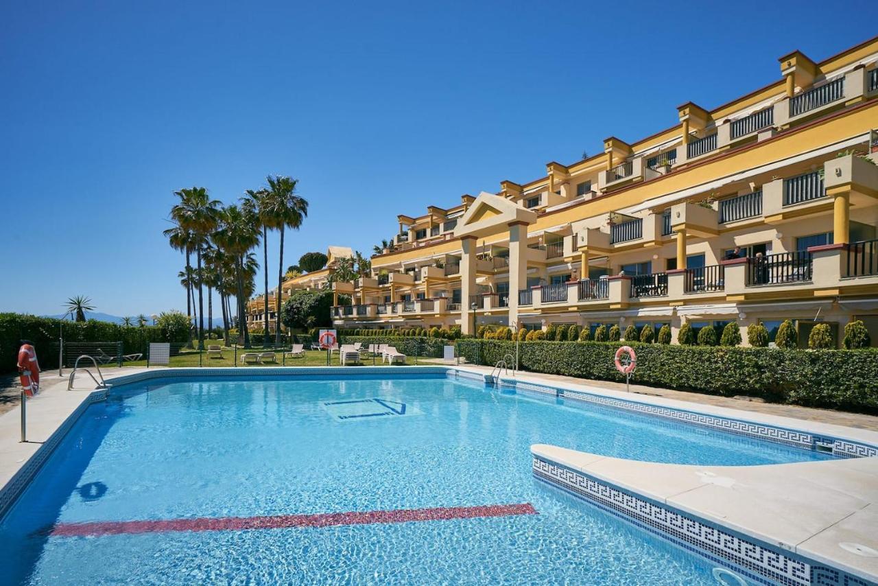 Oleholidays Romana Playa 223 Primera Linea Playa Apartment Marbella Exterior photo