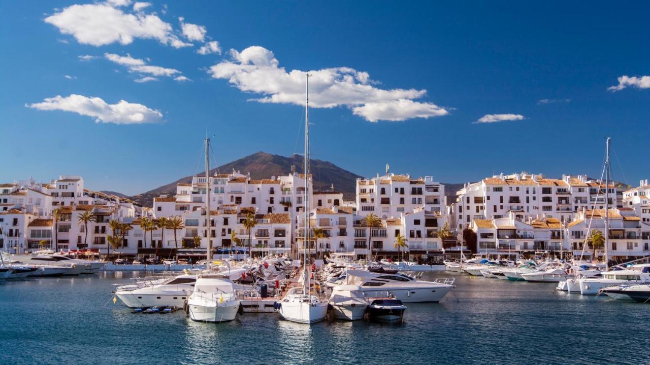 Oleholidays Romana Playa 223 Primera Linea Playa Apartment Marbella Exterior photo